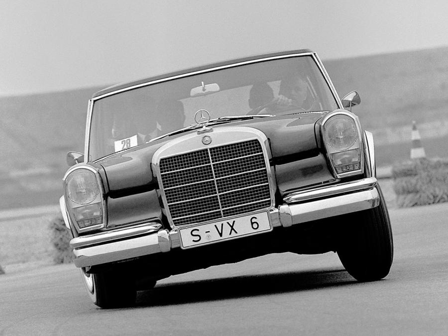  Mercedes-Benz 600 1964 года  (фото 19 из 24)